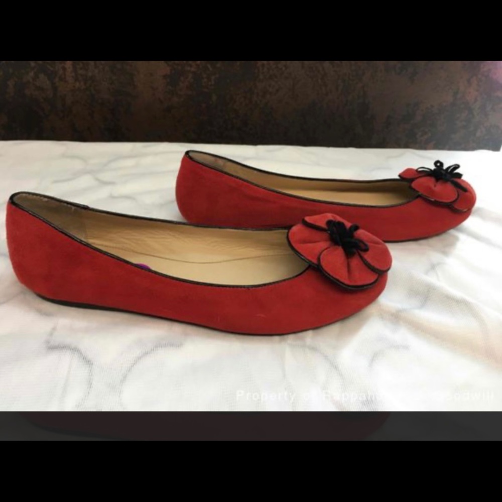 Kate spade ballet flats red suede size 7 flower